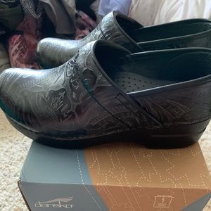 Dansko shoes